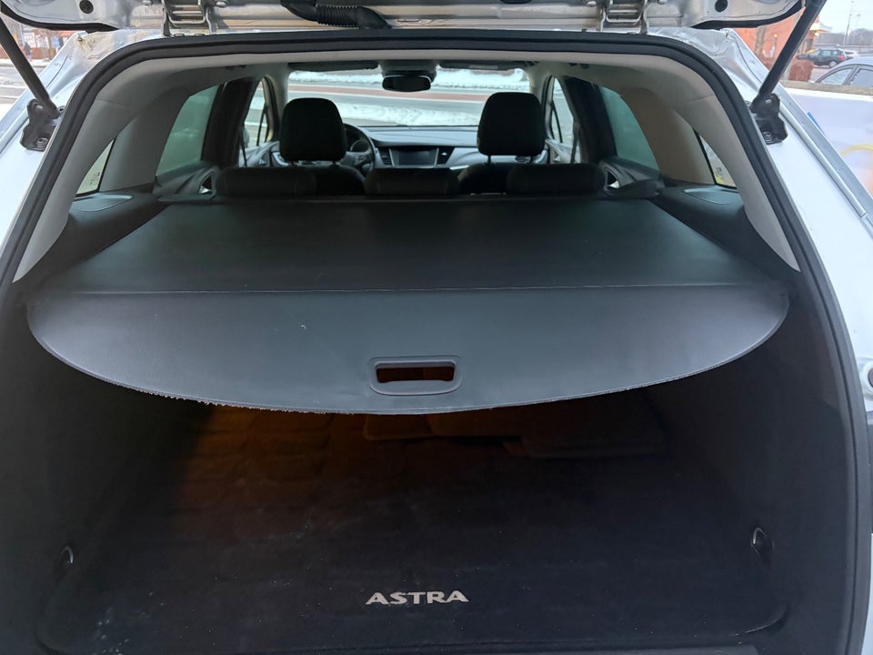 Opel Astra 1,0 T 105 Enjoy Sports Tourer 5d