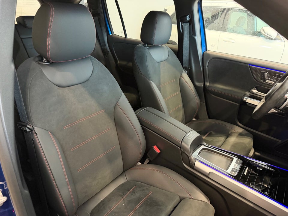 Mercedes EQB300 AMG Line 4Matic 5d