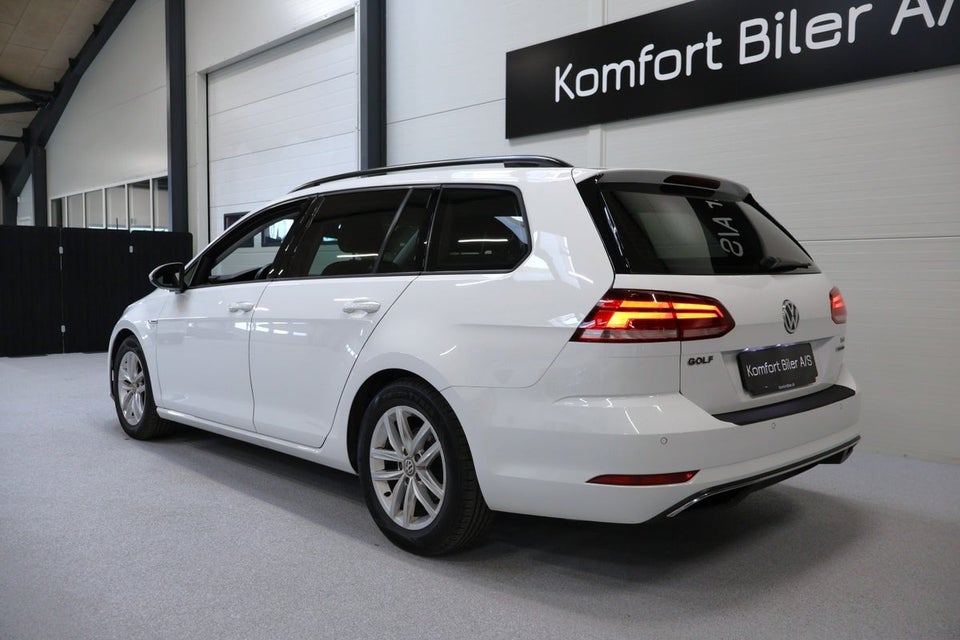 VW Golf VII 1,5 TSi 130 Comfortline Variant 5d
