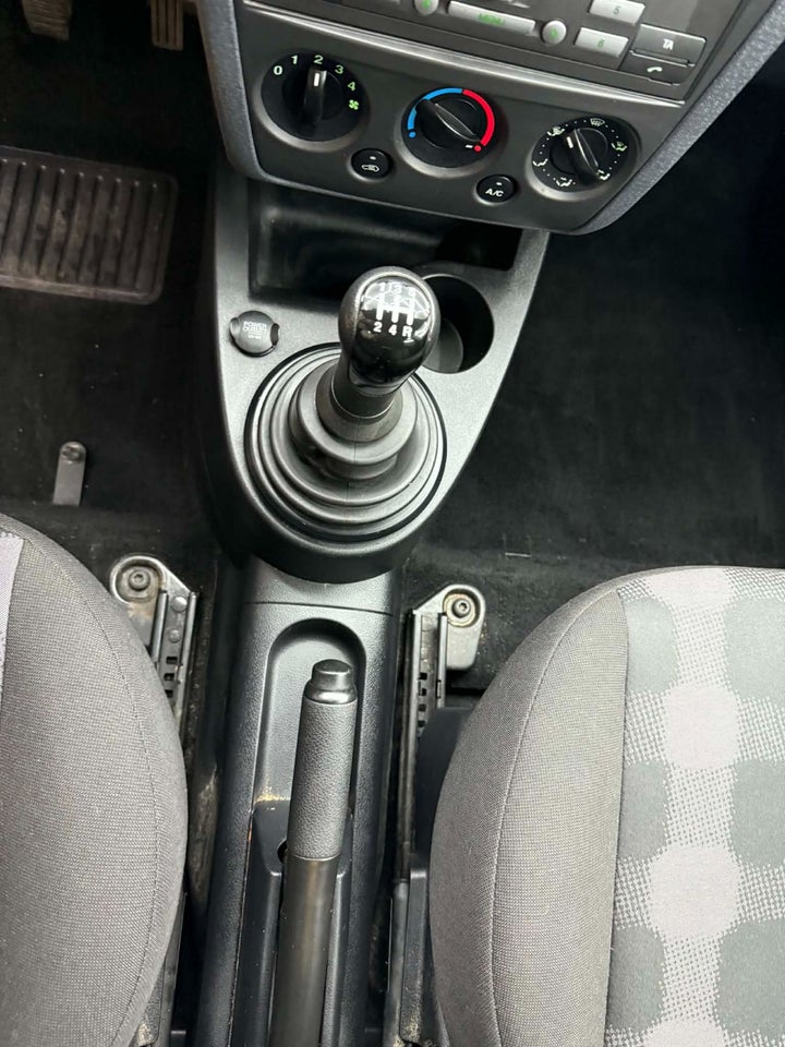 Ford Fusion 1,4 TDCi 68 Trend 5d