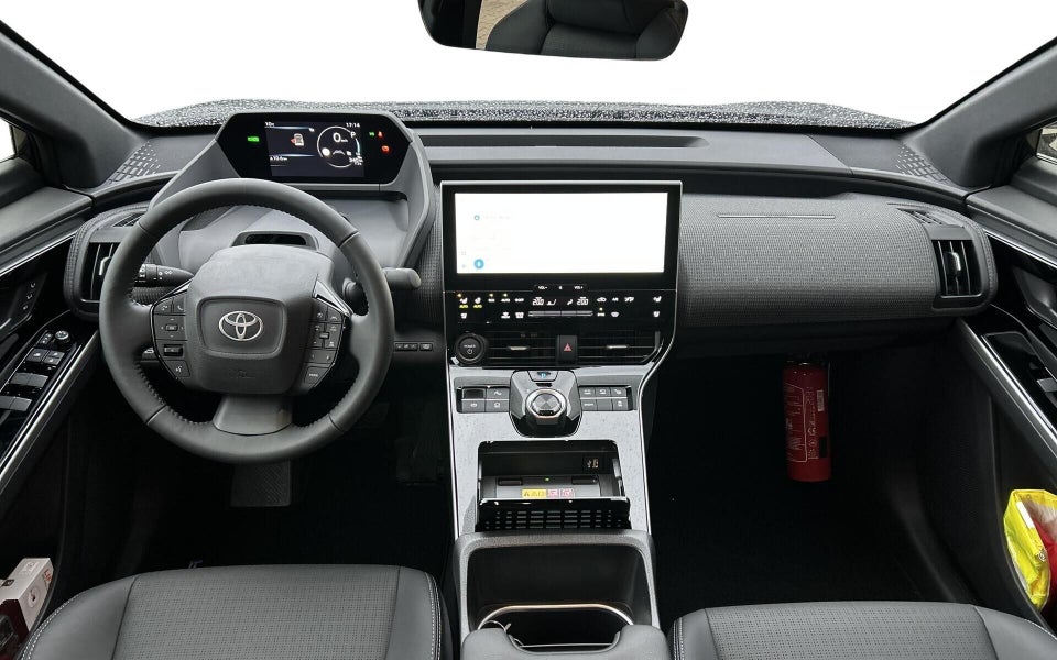 Toyota bZ4X Executive 5d