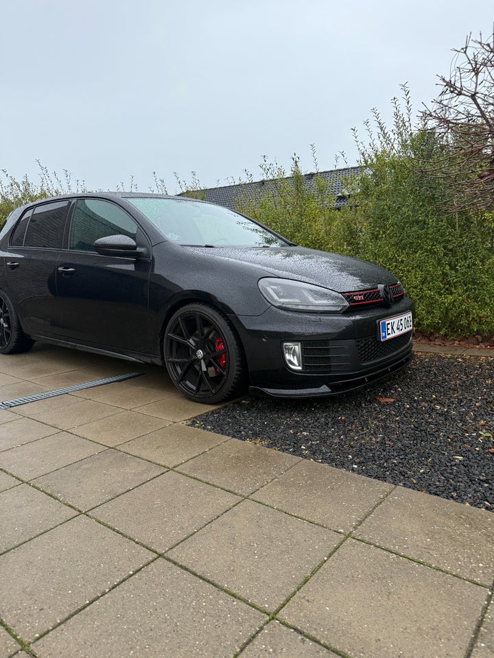 VW Golf VI 2,0 GTi DSG 5d
