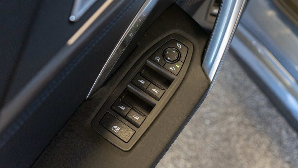 BMW iX1 eDrive20 M-Sport 5d