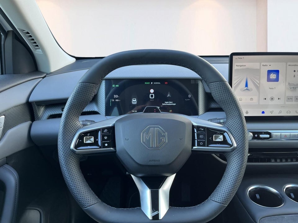 MG MGS5 64 Luxury 5d