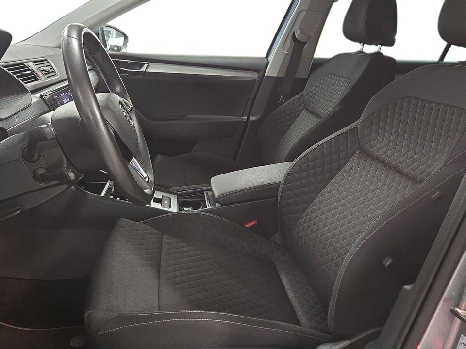 Skoda Superb 1,4 TSi iV Combi DSG 5d