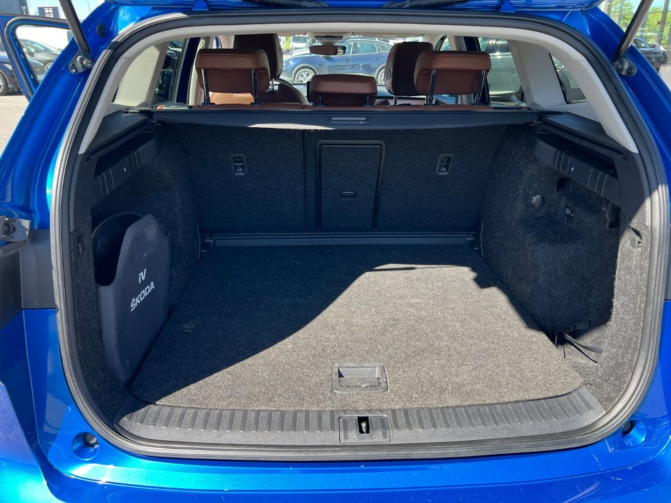 Skoda Enyaq 60 iV ecoSuite 5d