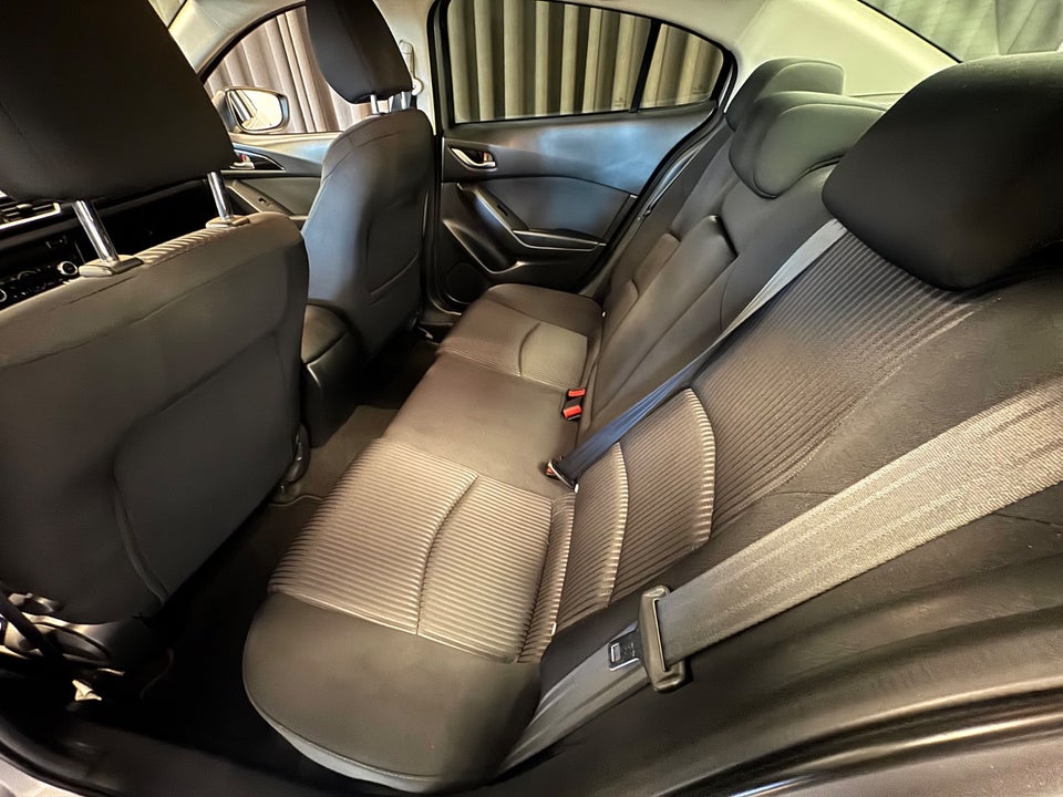 Mazda 3 1,5 SkyActiv-G 100 Vision 4d