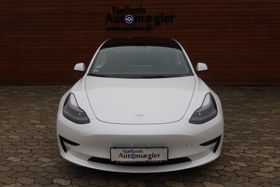 Tesla Model 3 RWD 4d