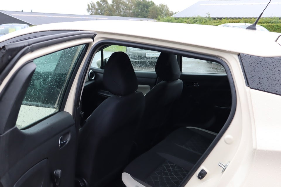 Nissan Micra 0,9 IG-T 90 Tekna 5d