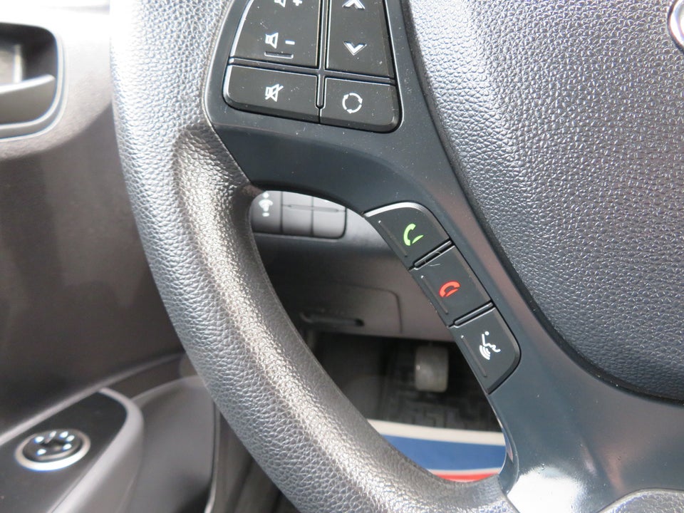 Hyundai i10 1,0 Touch 5d