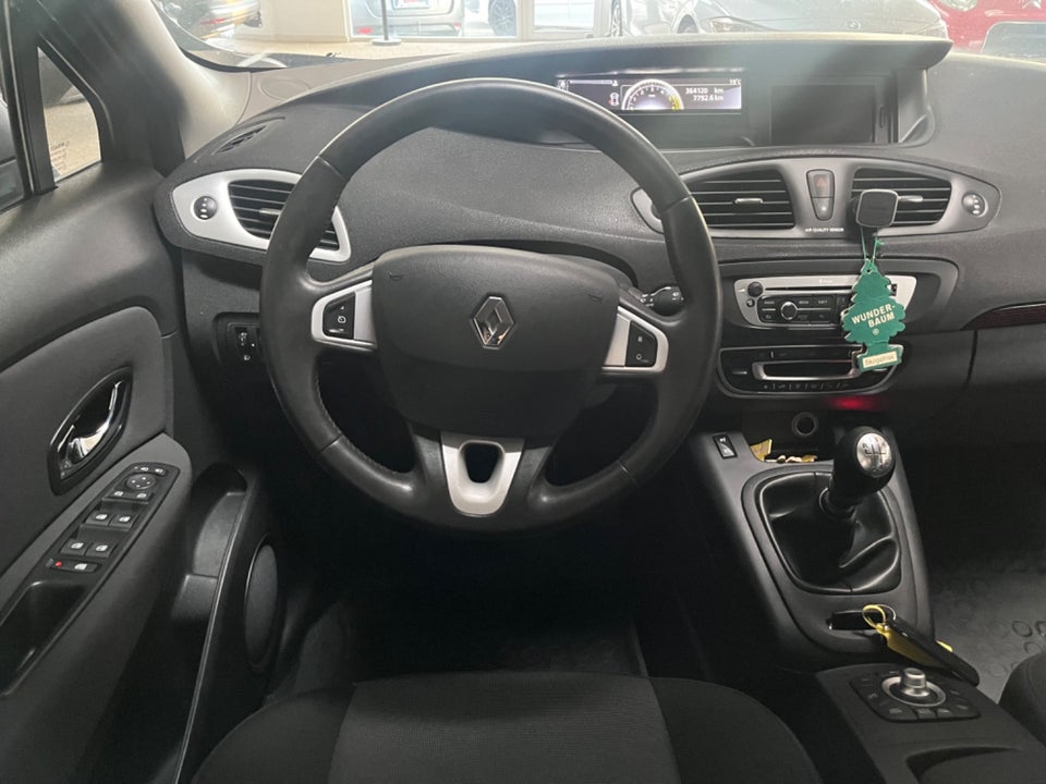 Renault Grand Scenic III 1,6 dCi 130 Dynamique 7prs 5d