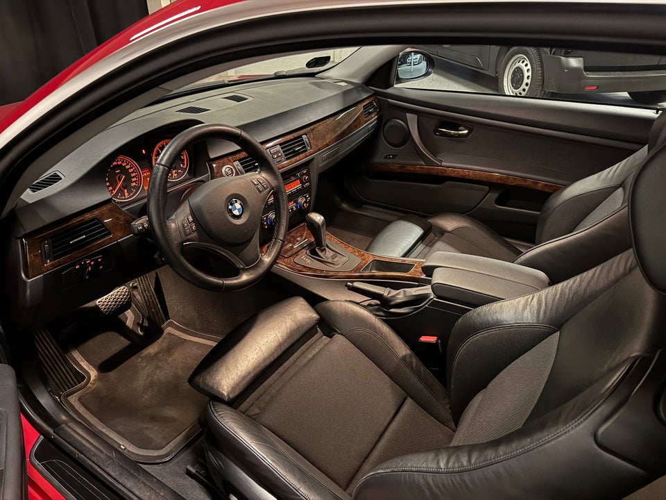 BMW 325i 2,5 Coupé Steptr. 2d