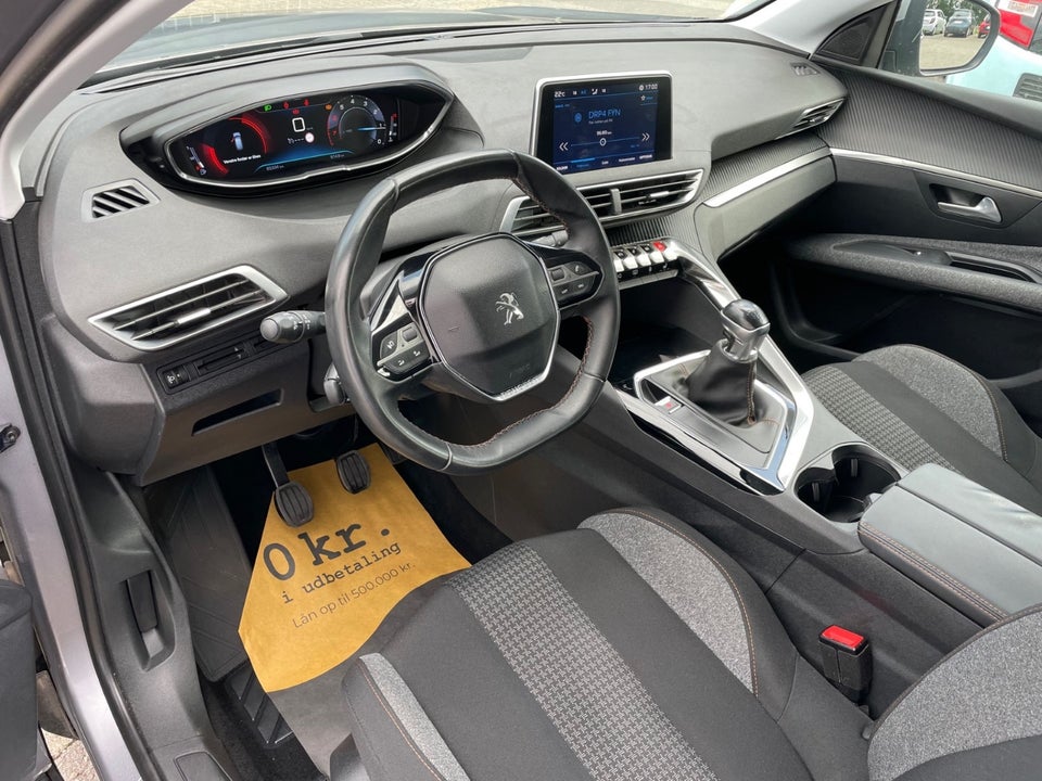 Peugeot 3008 1,2 e-THP 130 Active 5d