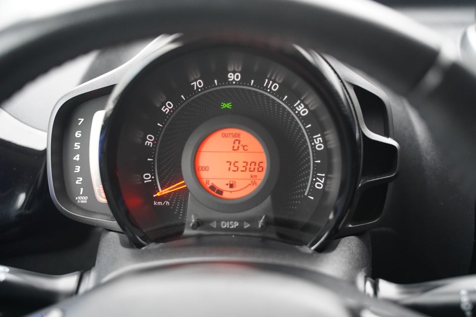 Toyota Aygo 1,0 VVT-i x-clusiv 5d