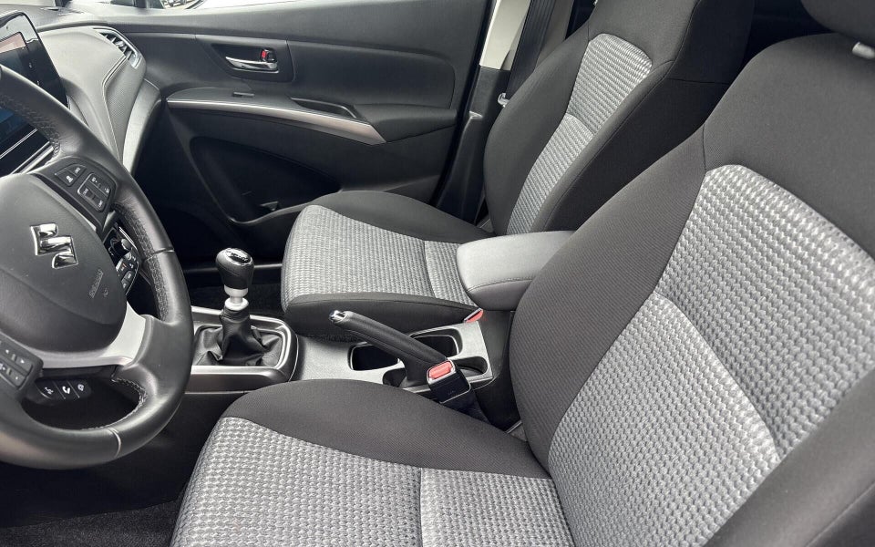 Suzuki S-Cross 1,4 mHybrid Active 5d