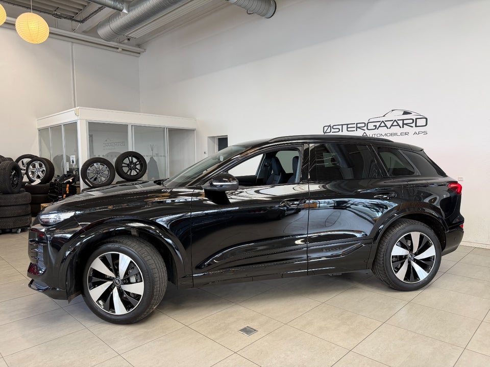 Audi Q6 e-tron Progress 5d