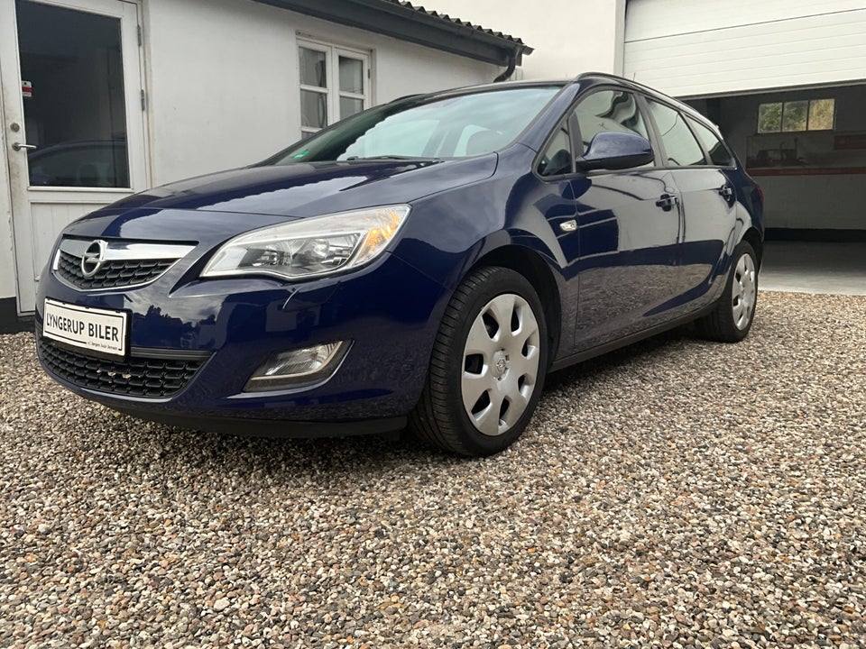 Opel Astra 1,4 100 Essentia Sports Tourer 5d