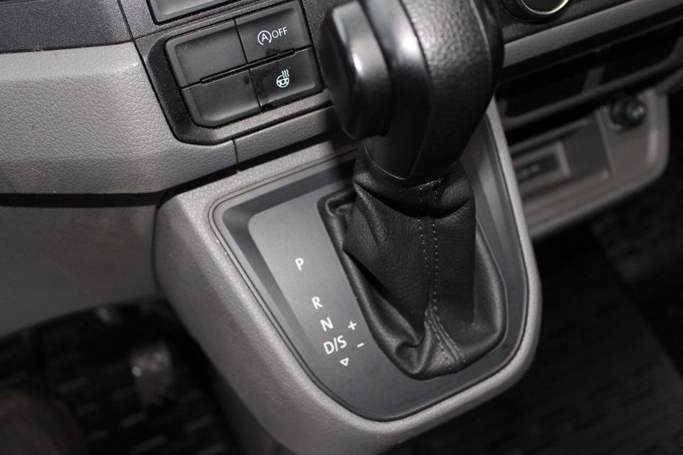 VW Crafter 35 2,0 TDi 177 Kassevogn L3H2 aut.