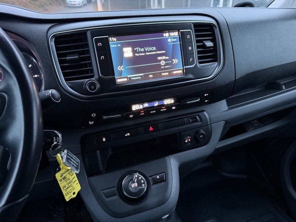 Peugeot Expert 2,0 BlueHDi 122 L2 Premium EAT8 Van