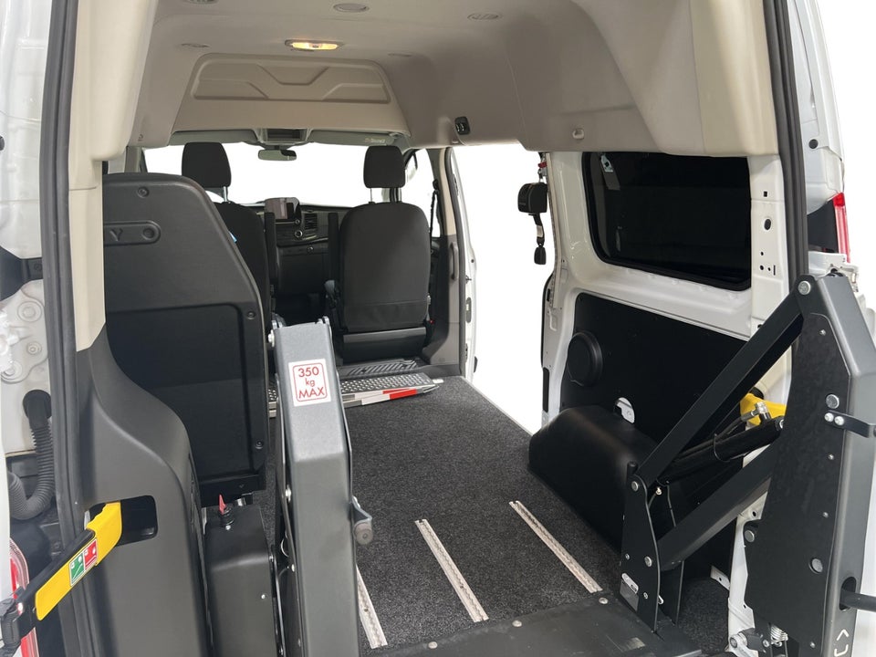 Ford Transit Custom Kombi 320 L1 2,0 TDCi 130 Ambiente aut. H2 FWD