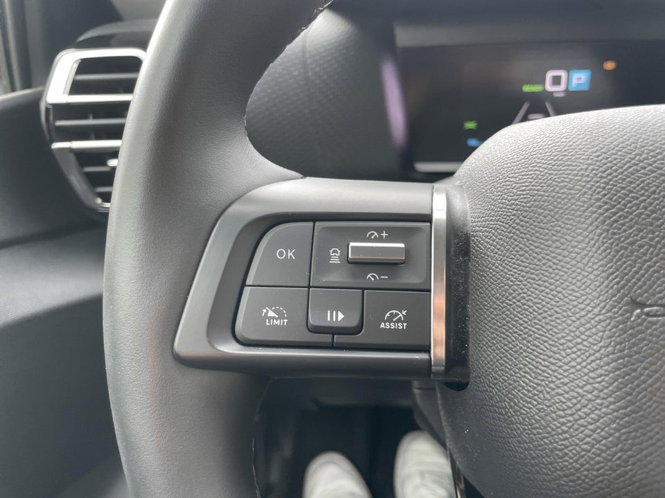 Citroën ë-C4 X 50 Shine 4d