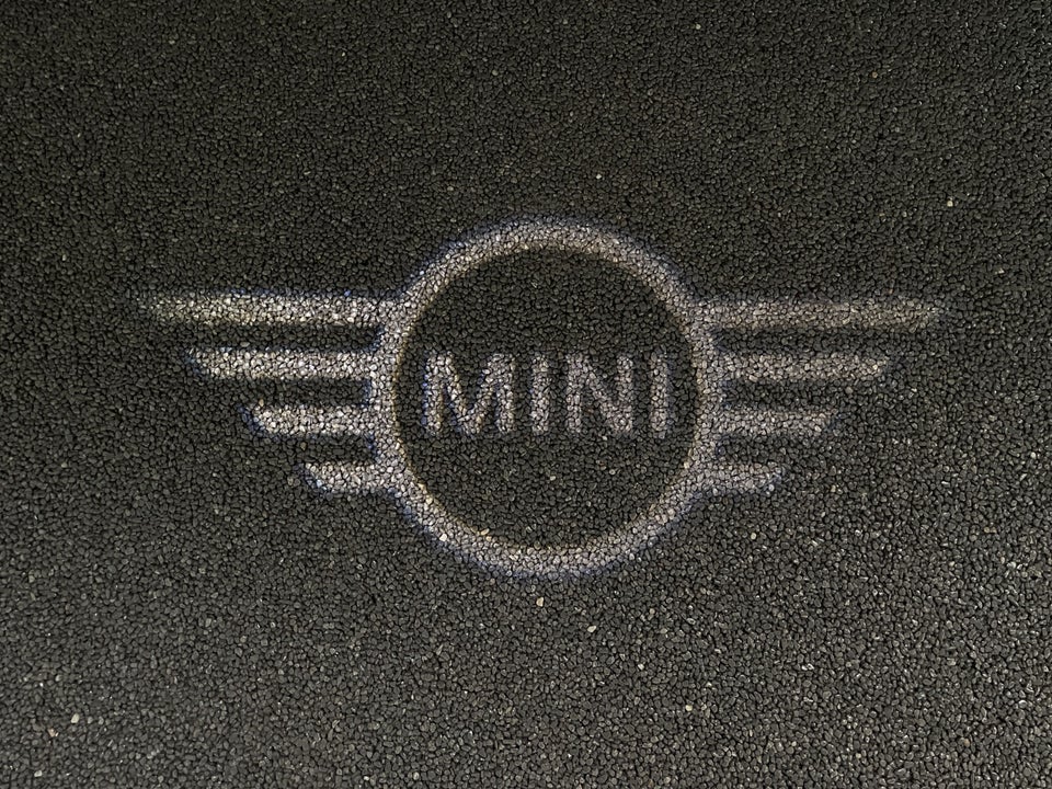 MINI Cooper SE Maximise 3d