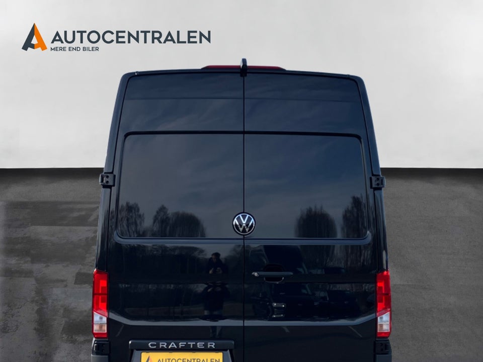 VW Crafter 35 2,0 TDi 177 Kassevogn L3H3 aut.
