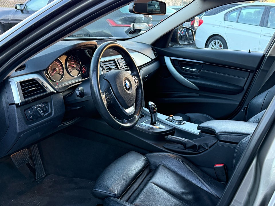 BMW 318d 2,0 Touring aut. 5d