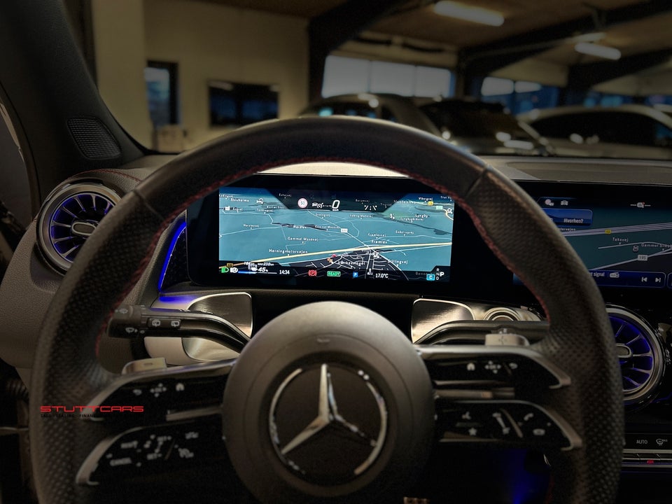 Mercedes EQB250+ AMG Line 5d