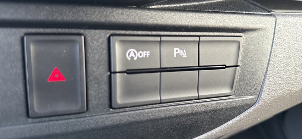 VW Transporter 2,0 TDi 110 Kassevogn lang