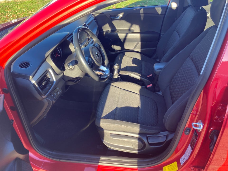 Kia Rio 1,25 MPi Base Line 5d