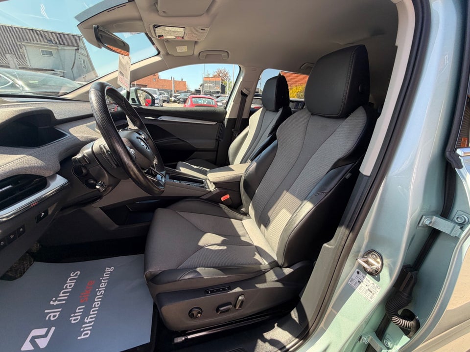 Skoda Enyaq 80x iV Maxx 5d