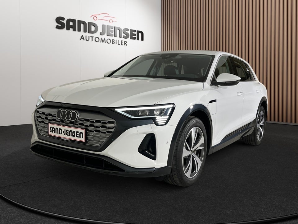 Audi Q8 e-tron 50 Advanced quattro 5d