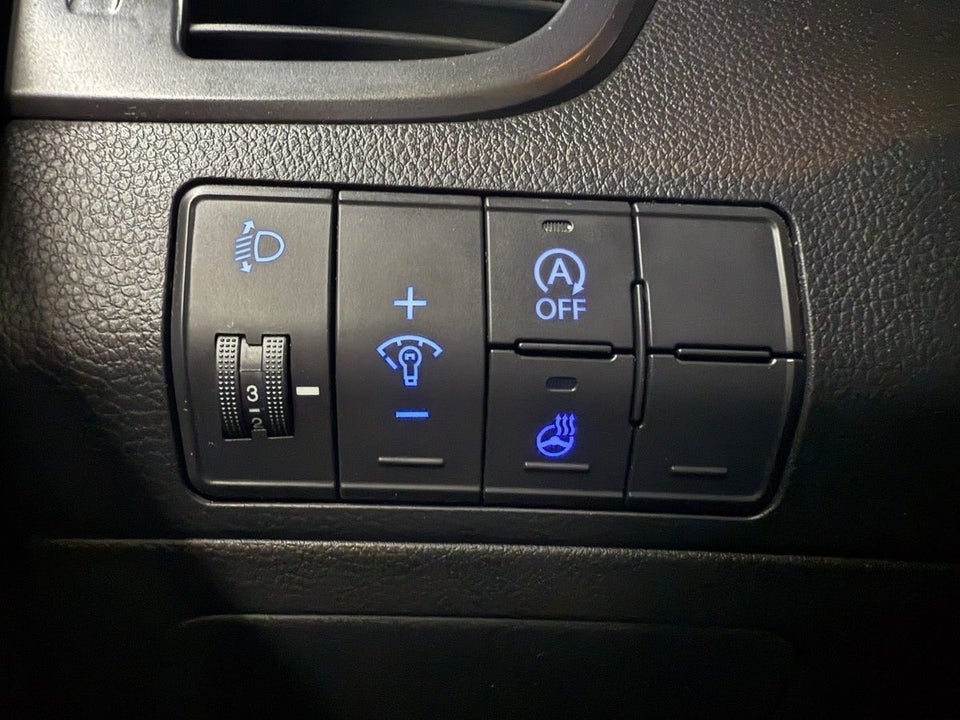 Hyundai i30 1,6 CRDi 110 EM-Edition 5d