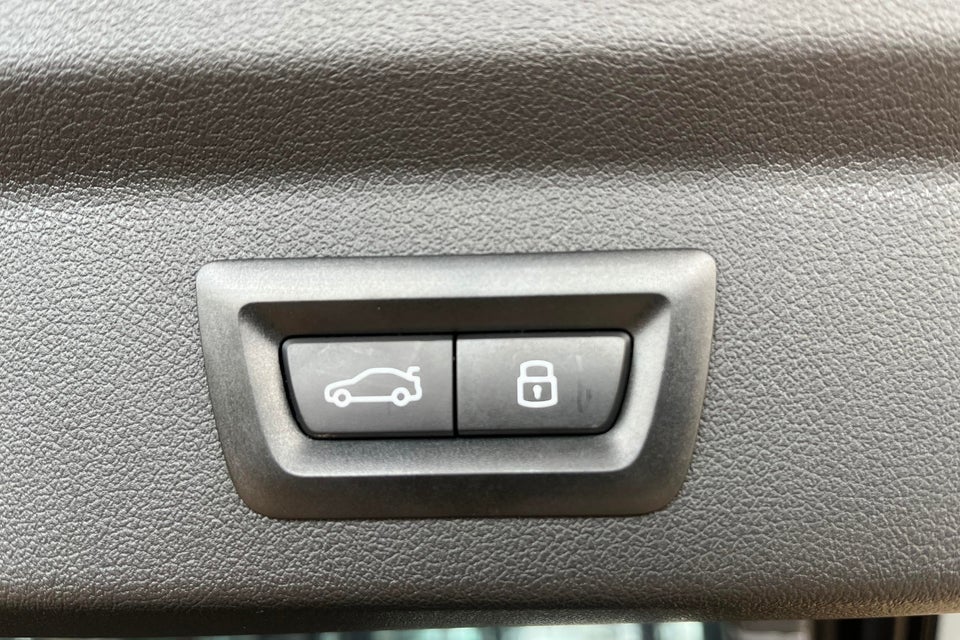 BMW iX2 eDrive20 M-Sport 5d