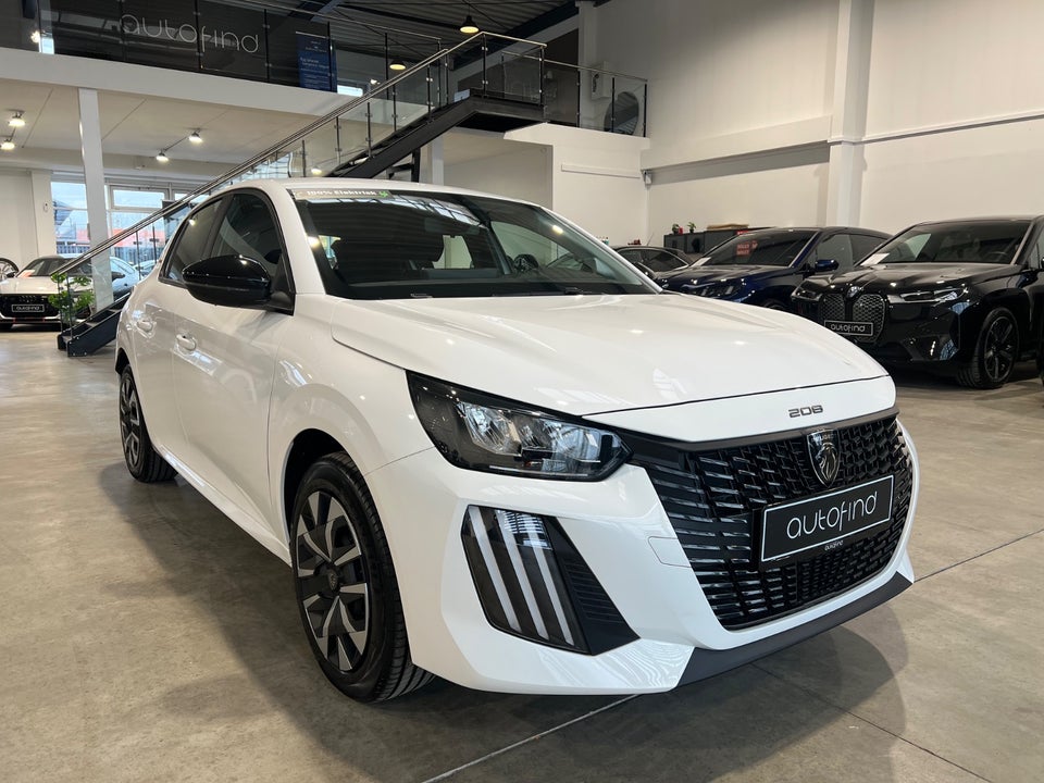 Peugeot e-208 50 Style 5d