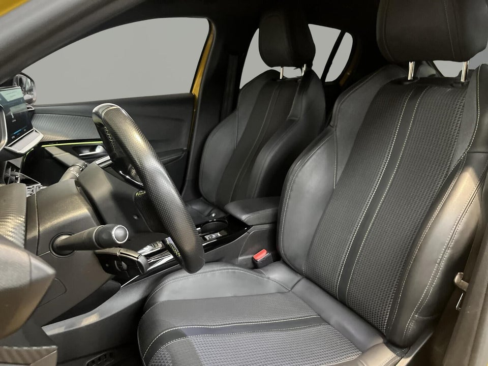 Peugeot e-208 50 GT Line 5d