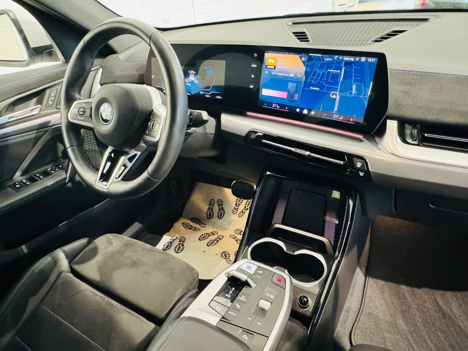 BMW iX2 eDrive20 M-Sport 5d