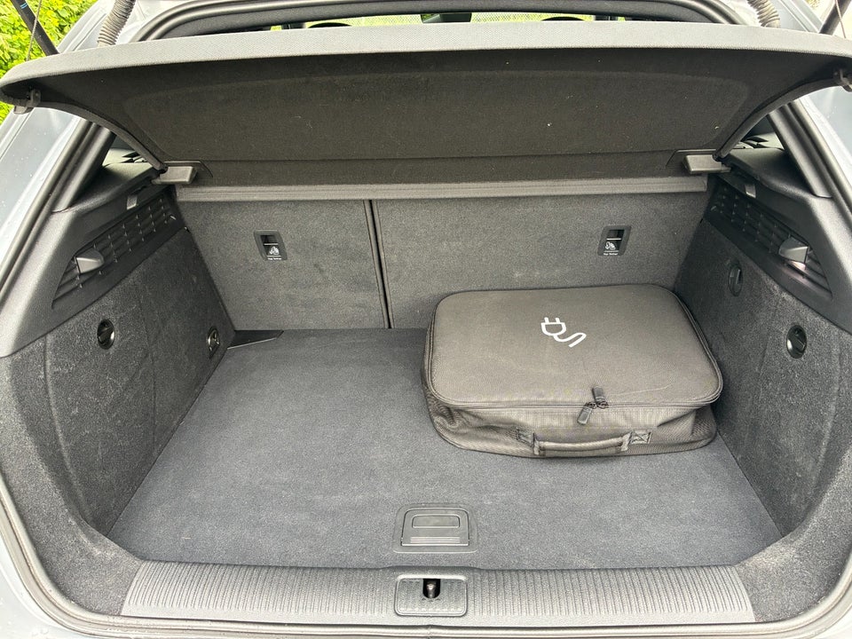Audi A3 1,4 e-tron Sportback S-tr. 5d