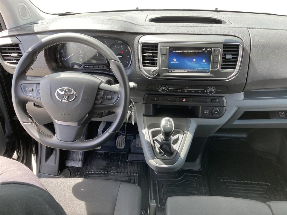 Toyota ProAce 2,0 D 144 Long Comfort Master 4d