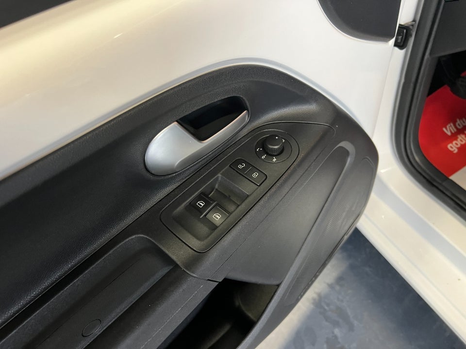 VW Up! 1,0 MPi 60 Move Up! BMT 5d