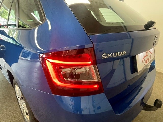Skoda Fabia 1,0 TSi 110 Ambition Combi DSG 5d