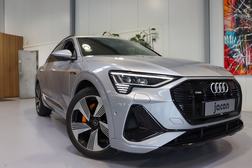 Audi e-tron 55 S-line Sportback quattro 5d