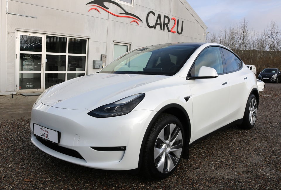 Tesla Model Y Long Range AWD 5d
