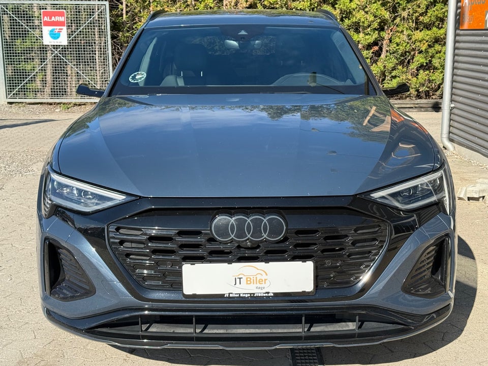 Audi Q8 e-tron 55 S-line Sportback quattro 5d
