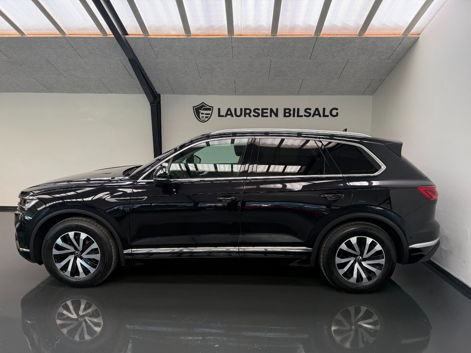 VW Touareg 3,0 TDi 286 Elegance aut. 4Motion Van 5d