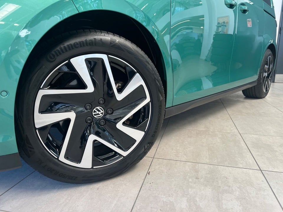 VW ID.Buzz 77 Pro SWB 5d