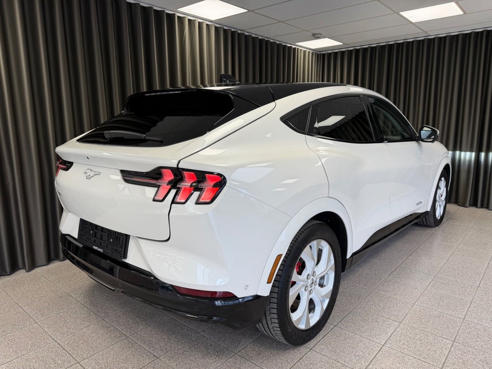 Ford Mustang Mach-E 91 Premium Extended Range AWD 5d