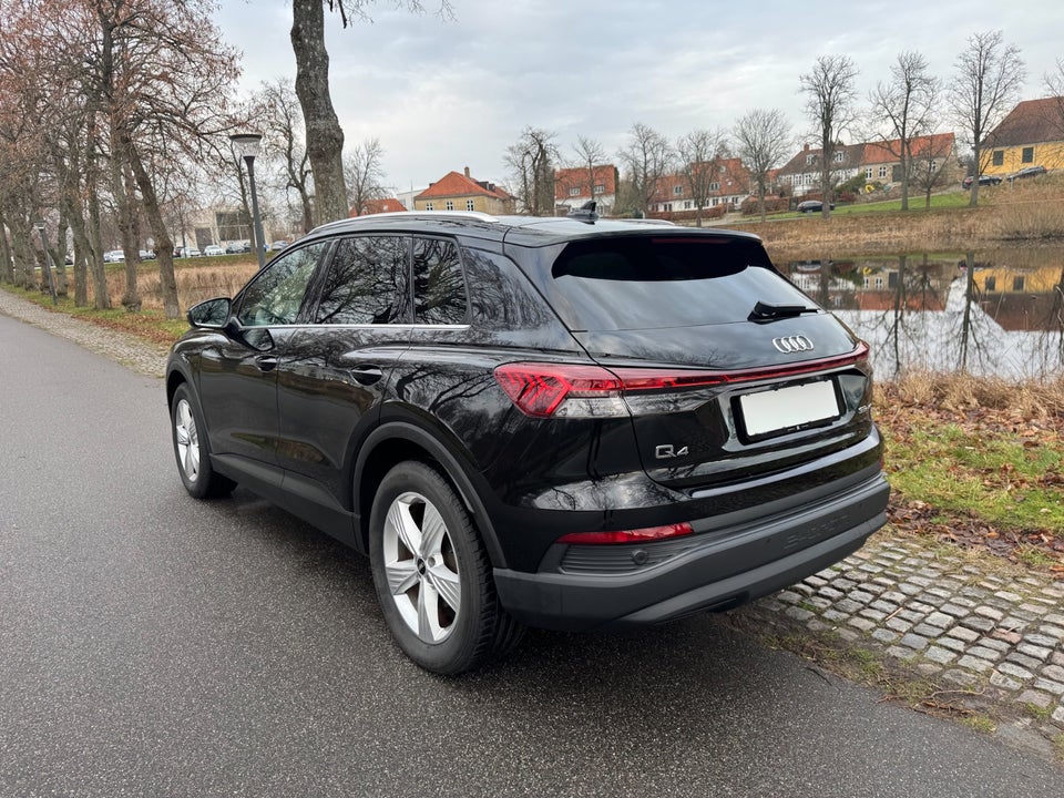 Audi Q4 e-tron 35  5d