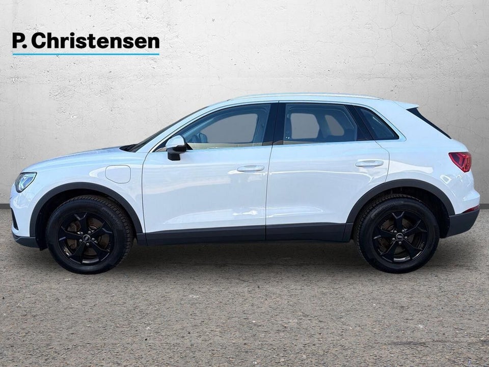 Audi Q3 45 TFSi e Attitude plus S-tr. 5d